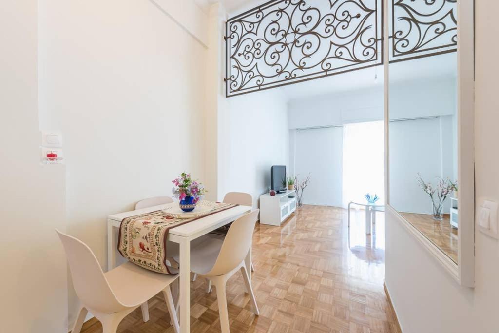 New! Bright & Remodeled 1Bed Apt 2Min Walk To Acropolis Atény Exteriér fotografie
